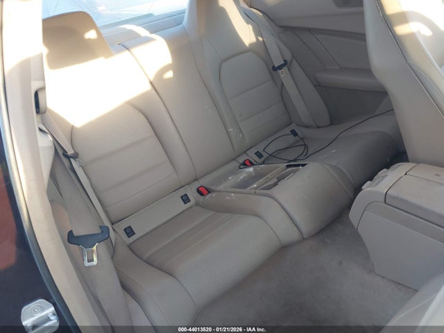44013520 :رقم المزاد ، WDDGJ4HBXCF879460 vin ، 2012 Mercedes-benz C 250 مزاد بيع
