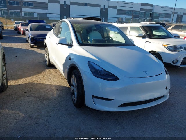 2023 TESLA MODEL Y 7SAYGDEE6PA182938 Photo 0