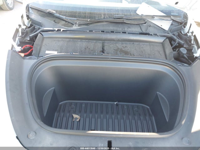 2023 TESLA MODEL Y 7SAYGDEE6PA182938 Photo 9