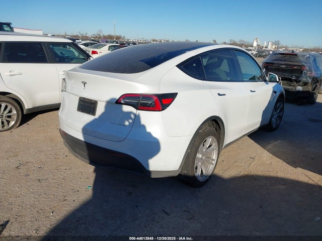 2023 TESLA MODEL Y 7SAYGDEE6PA182938 Photo 3