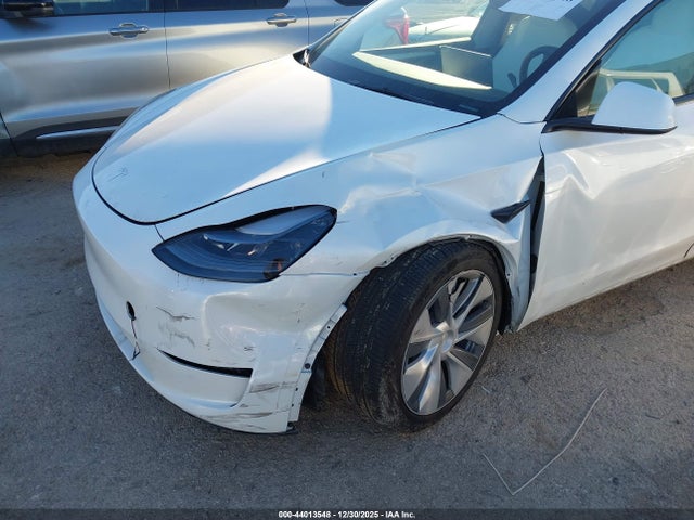 2023 TESLA MODEL Y 7SAYGDEE6PA182938 Photo 5