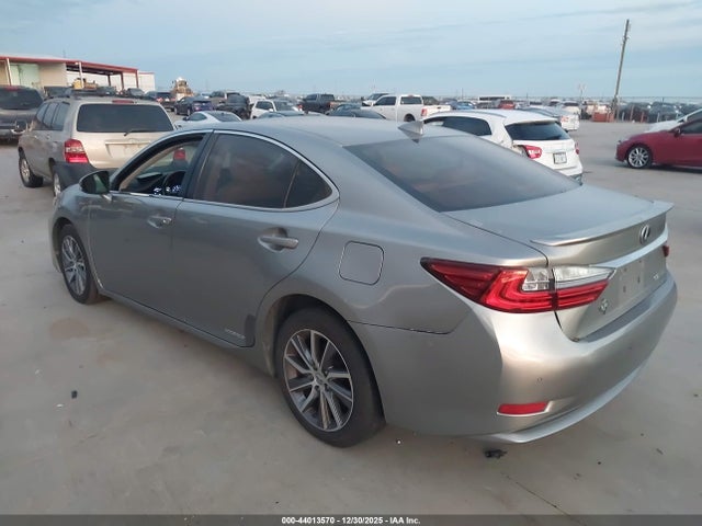 2016 LEXUS ES 300H JTHBW1GG2G2109251 Photo 2
