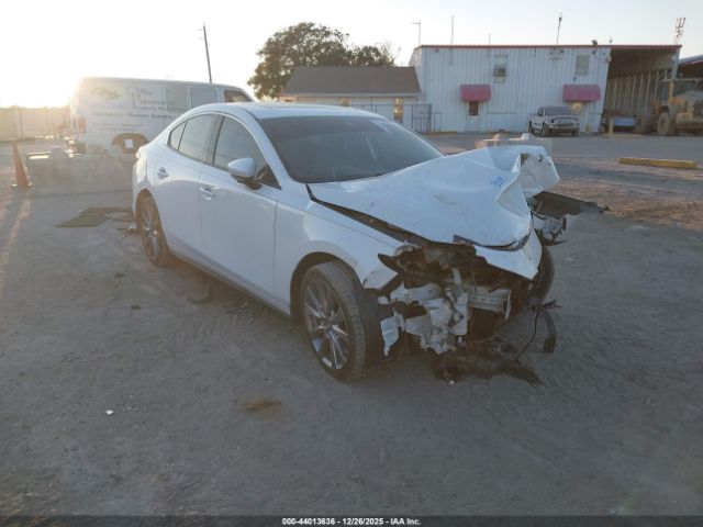 2019 MAZDA MAZDA3 3MZBPAEM5KM104521