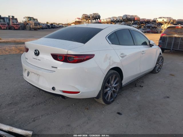 2019 MAZDA MAZDA3 3MZBPAEM5KM104521 Photo 3