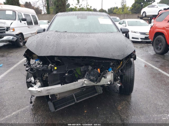 2020 Hyundai Kona Electric Sel მანქანა იყიდება აუქციონზე, vin: KM8K23AG2LU069250, აუქციონის ნომერი: 44013676