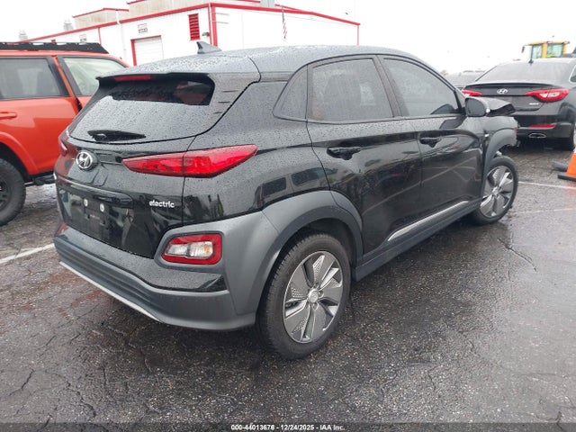 2020 Hyundai Kona Electric Sel მანქანა იყიდება აუქციონზე, vin: KM8K23AG2LU069250, აუქციონის ნომერი: 44013676