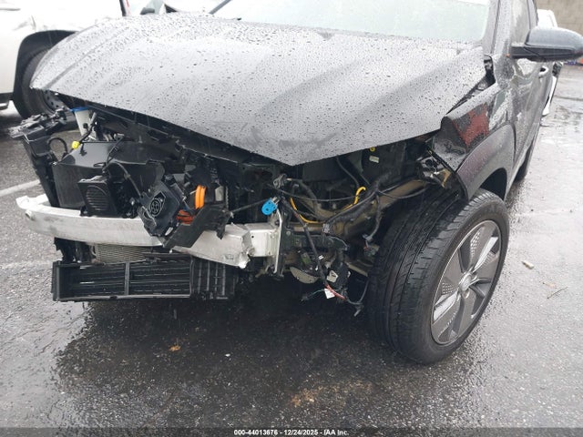 2020 Hyundai Kona Electric Sel მანქანა იყიდება აუქციონზე, vin: KM8K23AG2LU069250, აუქციონის ნომერი: 44013676