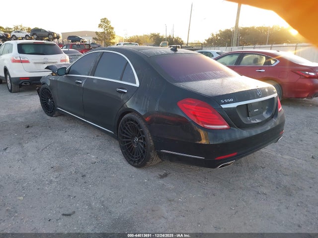 2017 MERCEDES-BENZ S 550 WDDUG8FB2HA312028 Photo 2
