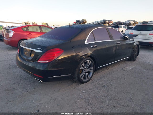 2017 MERCEDES-BENZ S 550 WDDUG8FB2HA312028 Photo 3