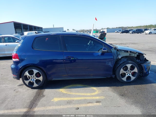 2013 Volkswagen Gti 2-door მანქანა იყიდება აუქციონზე, vin: WVWFD7AJ2DW006013, აუქციონის ნომერი: 44013694