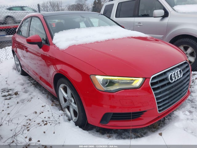 2015 AUDI A3 WAUACGFF0F1066550 Photo 0