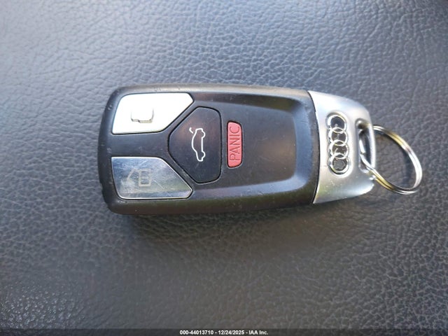 2017 AUDI A4 WAUANAF40HN002283 Photo 10