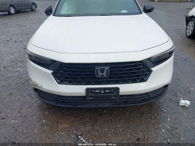 1HGCY2F53PA049817 Honda Accord Hybrid Sport
