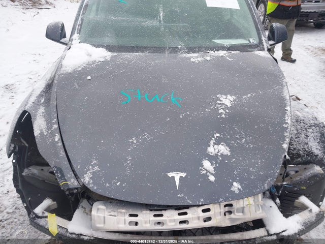 2022 TESLA MODEL Y 7SAYGDEE0NF382309 Photo 9