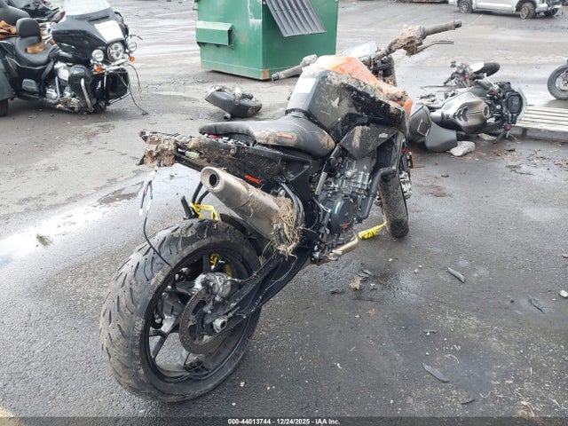 2022 KTM 890 VBKTU9401NM834020 Photo 3