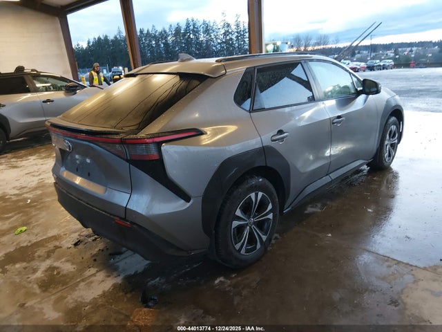 Toyota BZ4X XLE 2024 JTMAAAAA0RA054615 Image 4