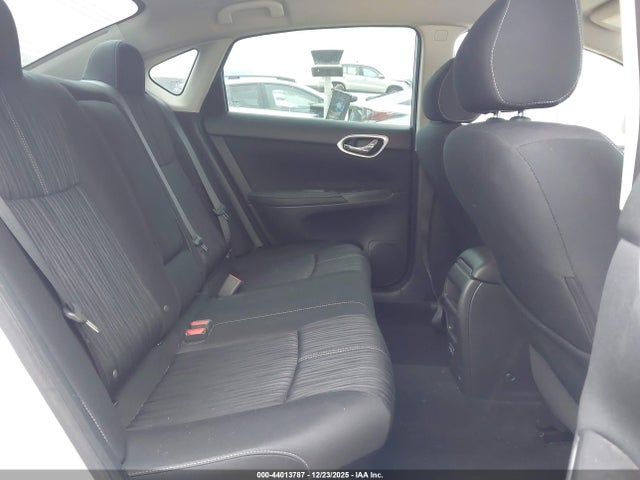 3N1AB7AP6JY225021 Nissan SENTRA SV