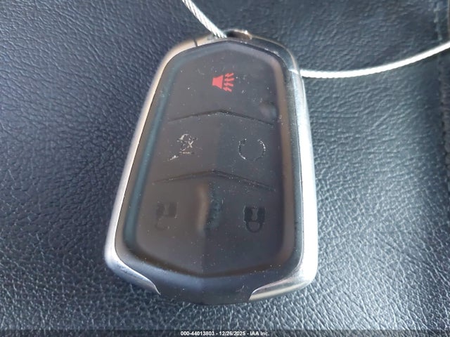 2017 CADILLAC XT5 1GYKNARS8HZ189681 Photo 10