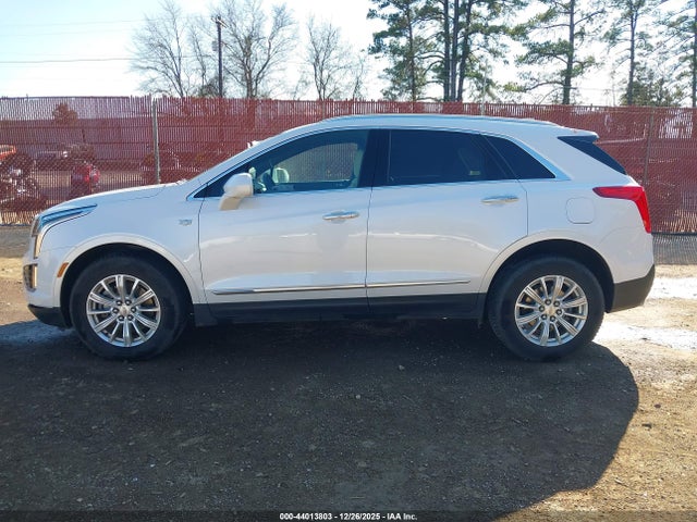 2017 Cadillac Xt5 Standard მანქანა იყიდება აუქციონზე, vin: 1GYKNARS8HZ189681, აუქციონის ნომერი: 44013803