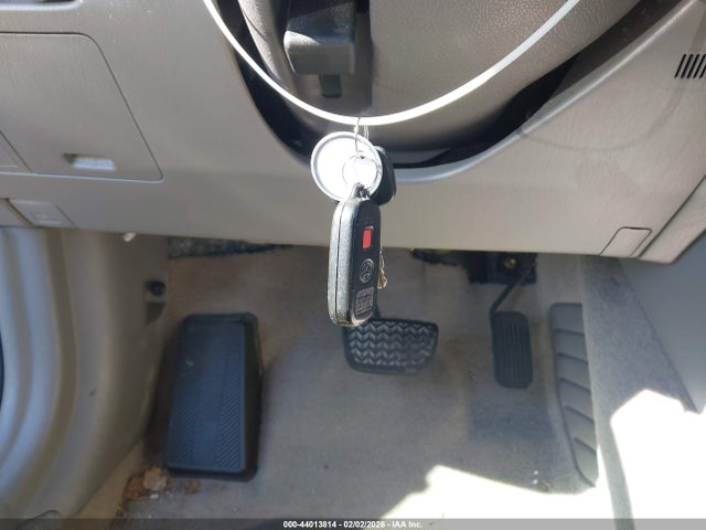 2005 TOYOTA CAMRY 4T1BE30K45U410017 Photo 10