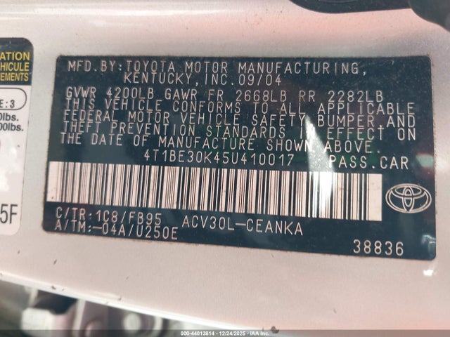 2005 TOYOTA CAMRY 4T1BE30K45U410017 Photo 8