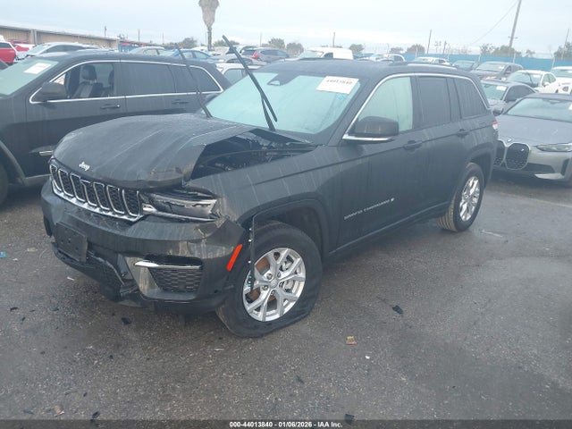 1C4RJGBG2PC662887 Jeep Grand Cherokee Limited 4x2