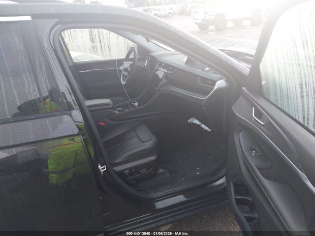 1C4RJGBG2PC662887 Jeep Grand Cherokee Limited 4x2