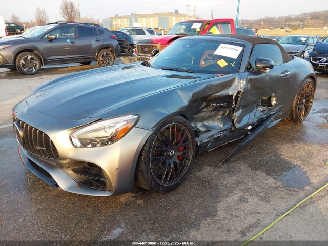 2018 MERCEDES-BENZ AMG GT C WDDYK8AA9JA015505 Photo 1
