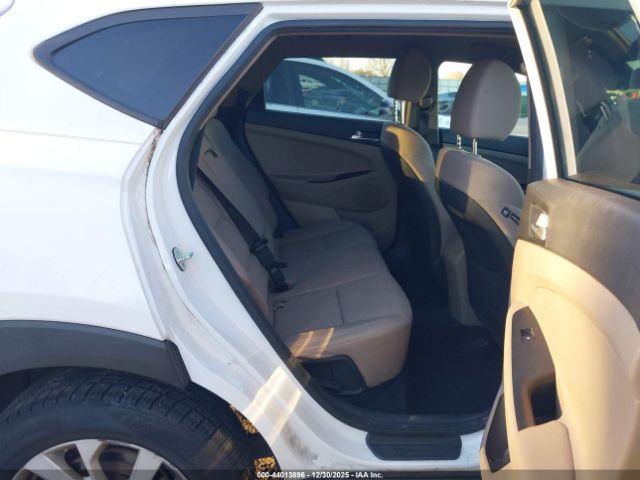 2019 HYUNDAI TUCSON KM8J33A4XKU844276 Photo 7