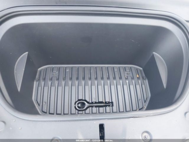 2022 TESLA MODEL Y 7SAYGDEF2NF563470 Photo 9