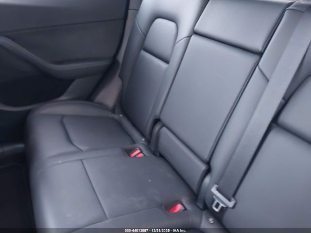 2022 TESLA MODEL Y 7SAYGDEF2NF563470 Photo 7