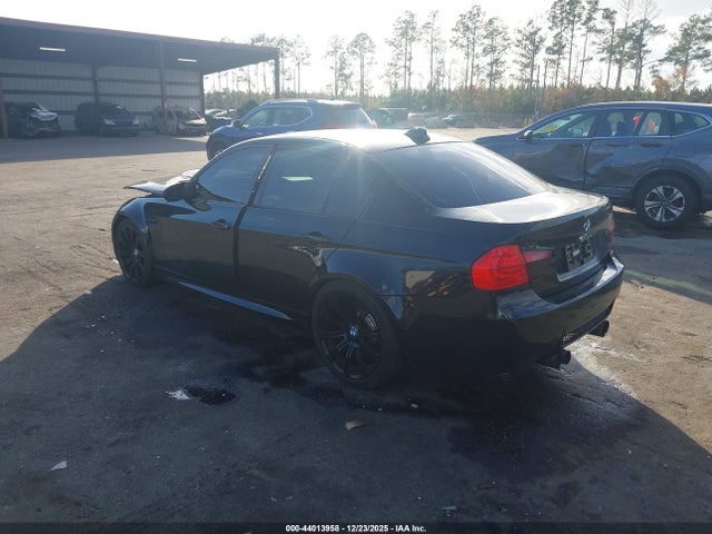2010 BMW M3 WBSPM9C53AE202004 Photo 2