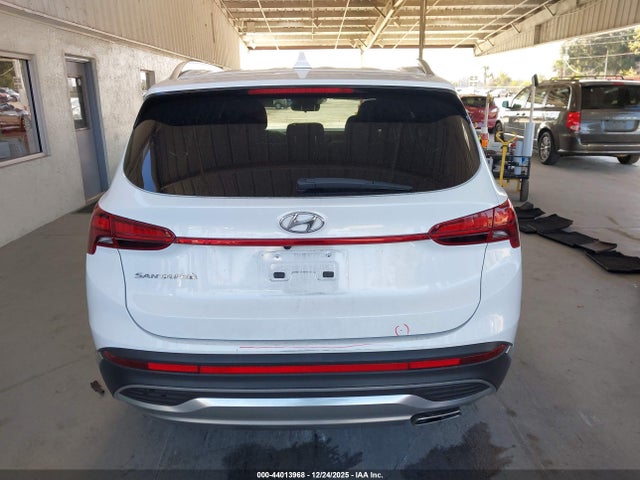 44013968 :رقم المزاد ، 5NMS24AJ1NH450071 vin ، 2022 Hyundai Santa Fe Sel مزاد بيع