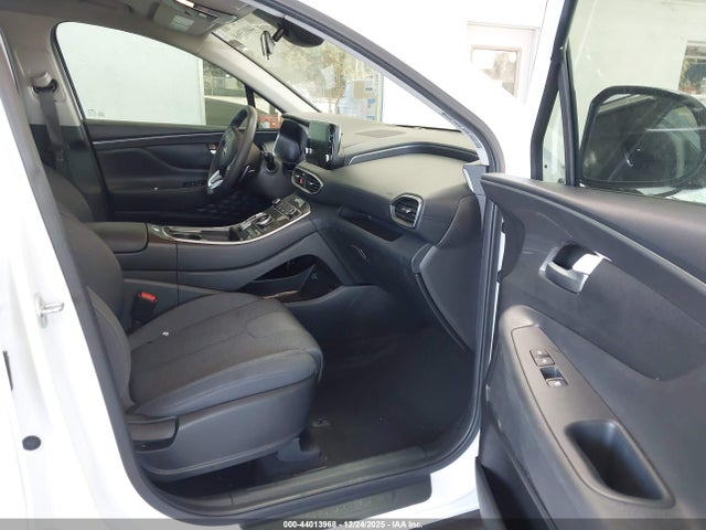 44013968 :رقم المزاد ، 5NMS24AJ1NH450071 vin ، 2022 Hyundai Santa Fe Sel مزاد بيع