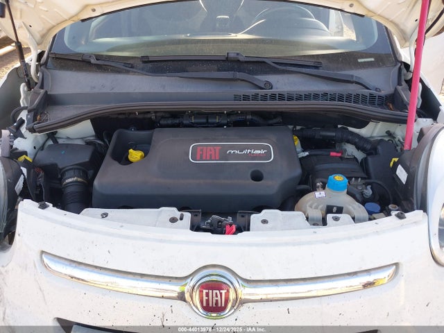 2015 FIAT 500L ZFBCFABH4FZ030081 Photo 9