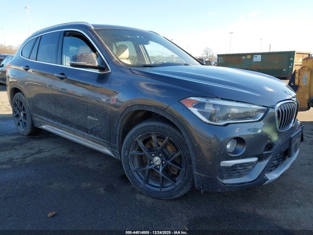2016 BMW X1 WBXHT3C3XGP889721