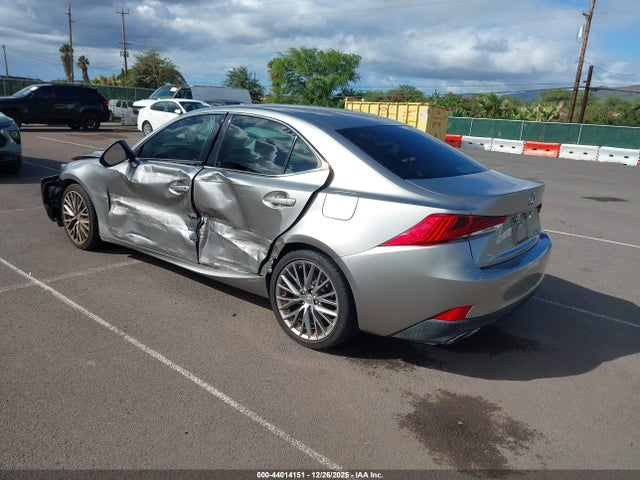 Lexus IS 200T 2017 JTHBA1D20H5060297 Image 3