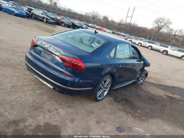 1VWAA7A3XJC045690 Volkswagen Passat