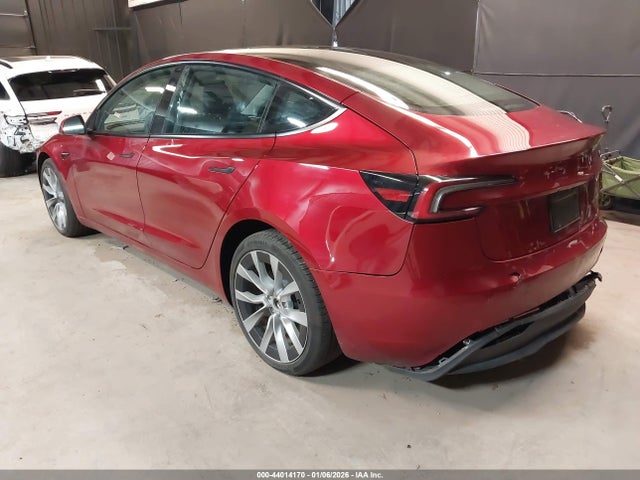 2024 TESLA MODEL 3 5YJ3E1EB2RF811148 Photo 2