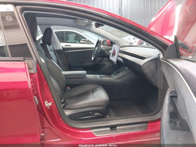 2024 TESLA MODEL 3 5YJ3E1EB2RF811148 Photo 4