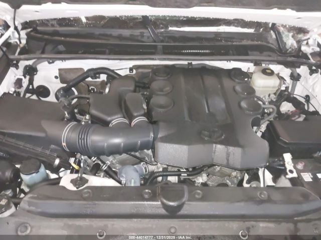 2019 TOYOTA 4RUNNER JTEBU5JR3K5617644 Photo 9