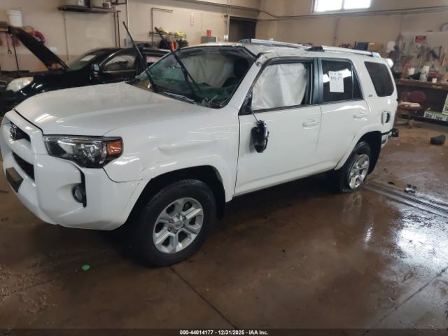 2019 TOYOTA 4RUNNER JTEBU5JR3K5617644 Photo 1
