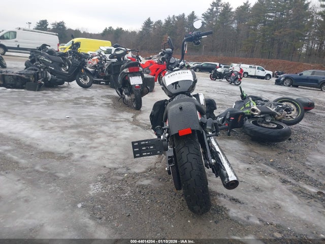 1HD1YJ917SB032920 Harley-Davidson FXBB