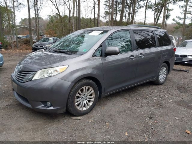 2016 TOYOTA SIENNA 5TDYK3DC3GS741334 Photo 1
