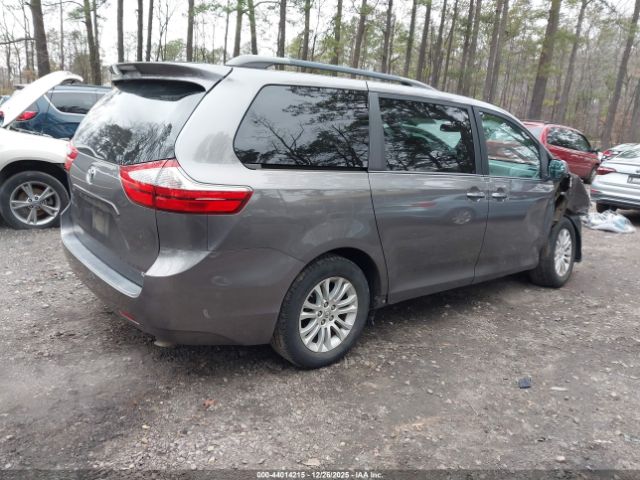 2016 TOYOTA SIENNA 5TDYK3DC3GS741334 Photo 3