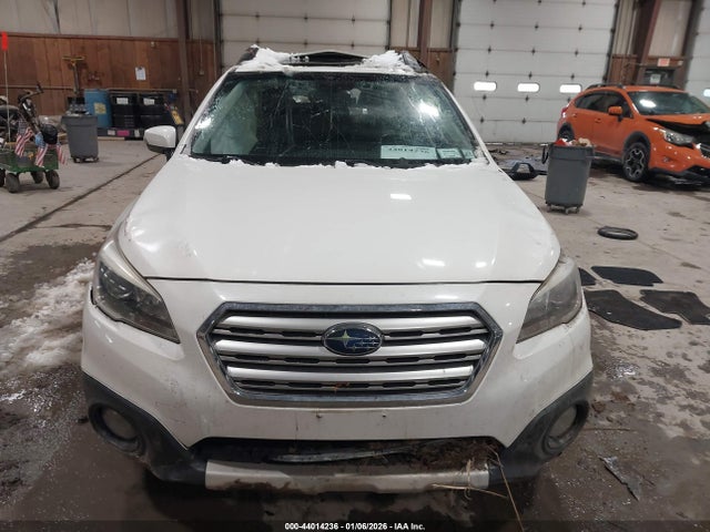 44014236 :رقم المزاد ، 4S4BSANC7G3212670 vin ، 2016 Subaru Outback 2.5i Limited مزاد بيع
