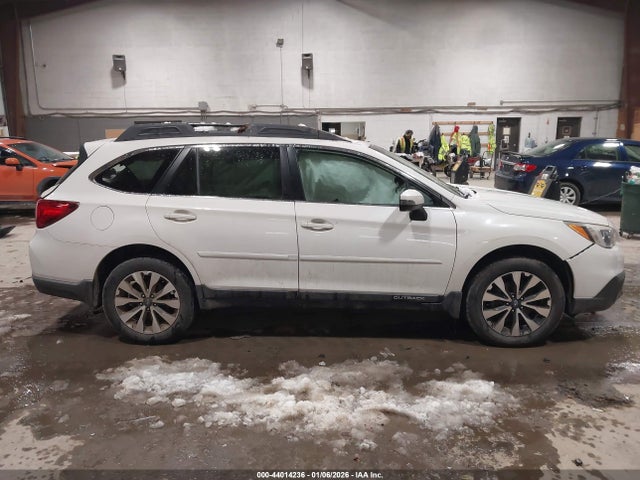 44014236 :رقم المزاد ، 4S4BSANC7G3212670 vin ، 2016 Subaru Outback 2.5i Limited مزاد بيع