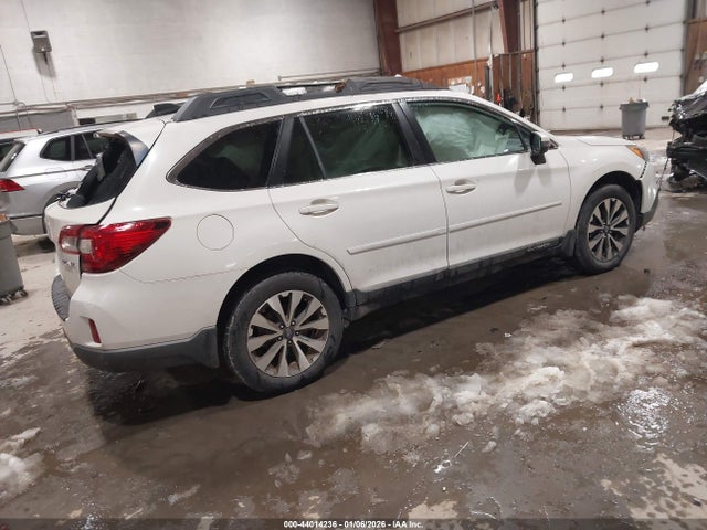 44014236 :رقم المزاد ، 4S4BSANC7G3212670 vin ، 2016 Subaru Outback 2.5i Limited مزاد بيع