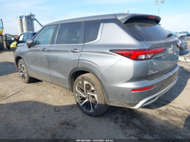 2023 MITSUBISHI OUTLANDER JA4J4UA81PZ032184 Photo 2