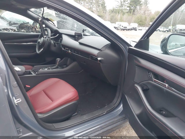 Mazda Mazda3 2.5 S Carbon Edition 2025 JM1BPBLM4S1762078 Image 5